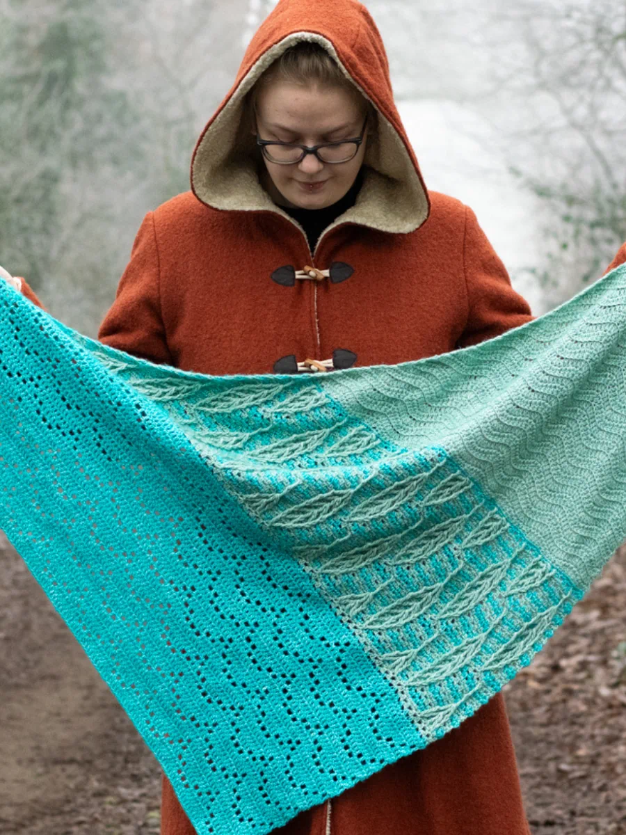 Migrations Shawl by Christina Hadderingh – image 3