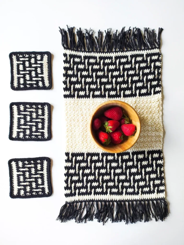 Brickroad Table Set - Image 5