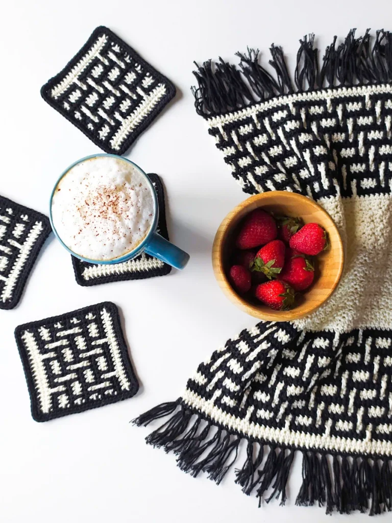 Brickroad Table Set - Image 4