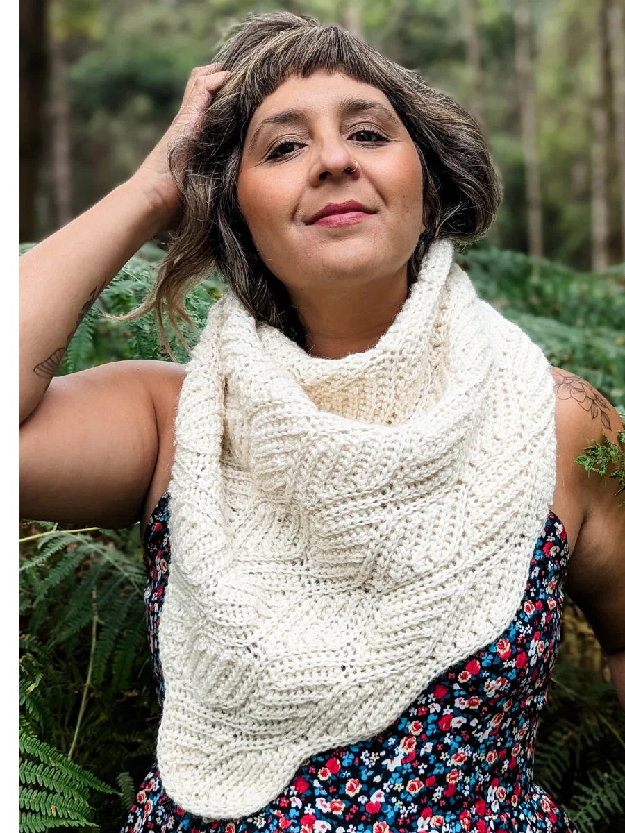 Fiamma Brioche Shawl – image 5